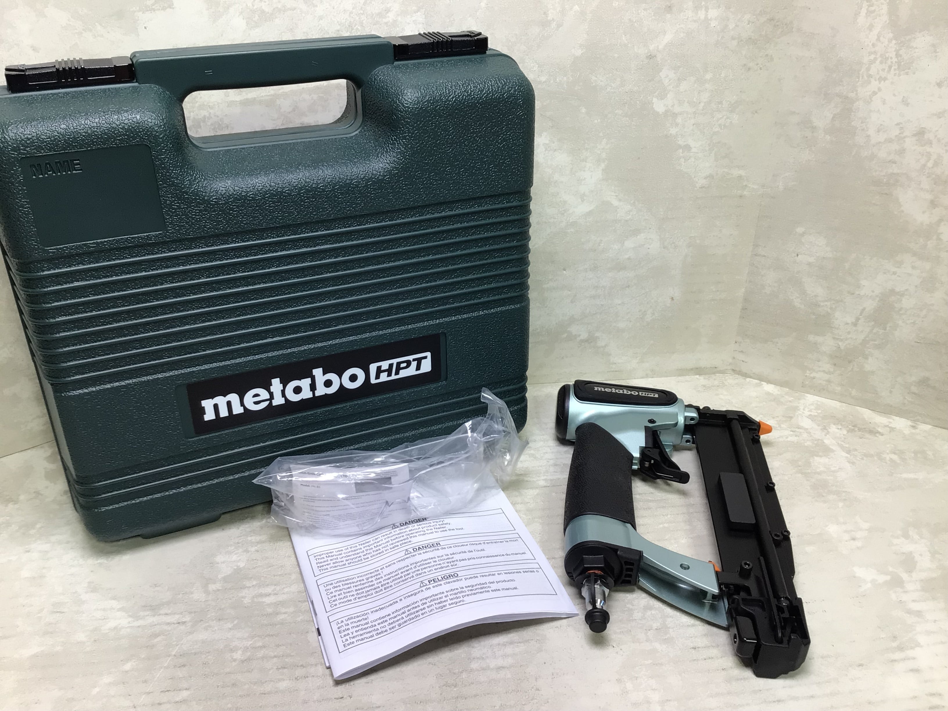 Metabo-HPT NP35AM 1-3/8" 35mm Pin Nailer 23 Gauge (7689398288622)